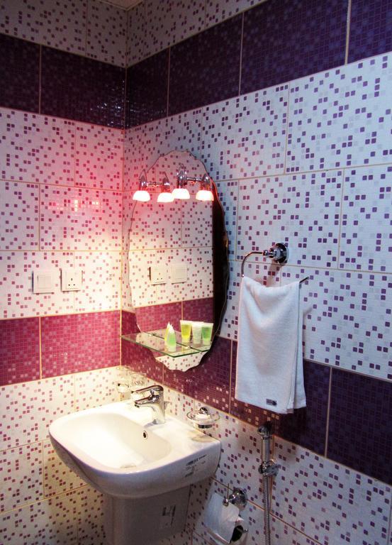 Jw Inn Hotel Nadinah Pokoj fotografie