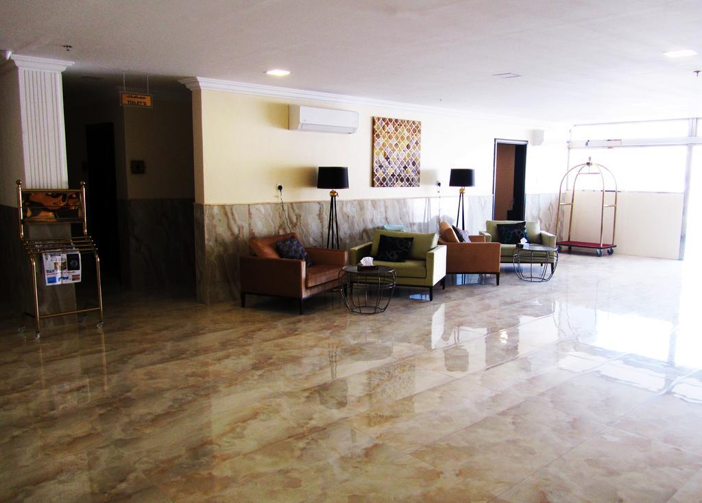 Jw Inn Hotel Nadinah Exteriér fotografie