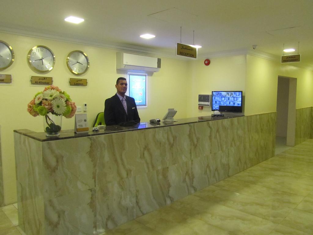 Jw Inn Hotel Nadinah Exteriér fotografie